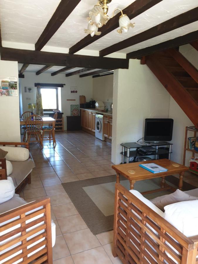 La Croix Gîtes Pressignac Extérieur photo