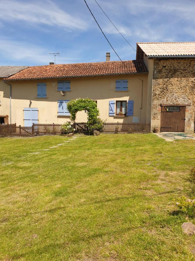 La Croix Gîtes Pressignac Extérieur photo