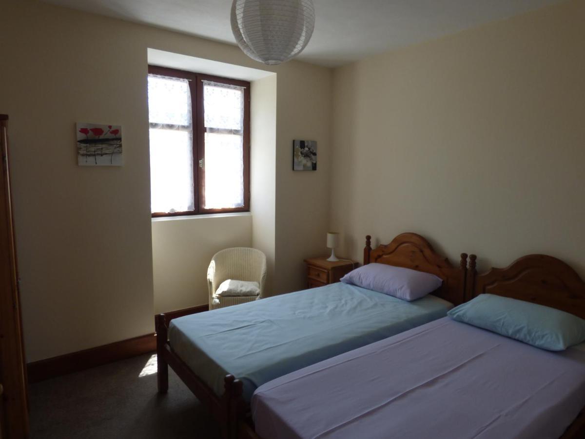 La Croix Gîtes Pressignac Extérieur photo